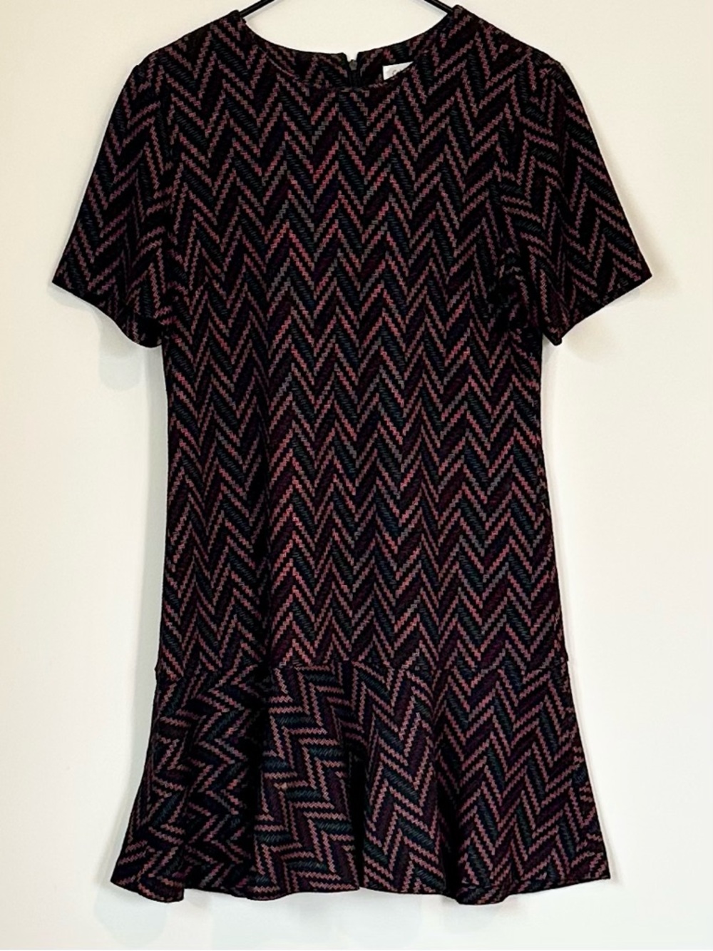 Calvin Klein Black & Pink Chevron Mini Dress - Size: 8